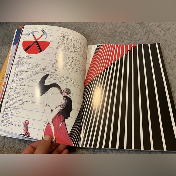 Pink Floyd The Wall Guitar Tab Book - Picture 6 of 12